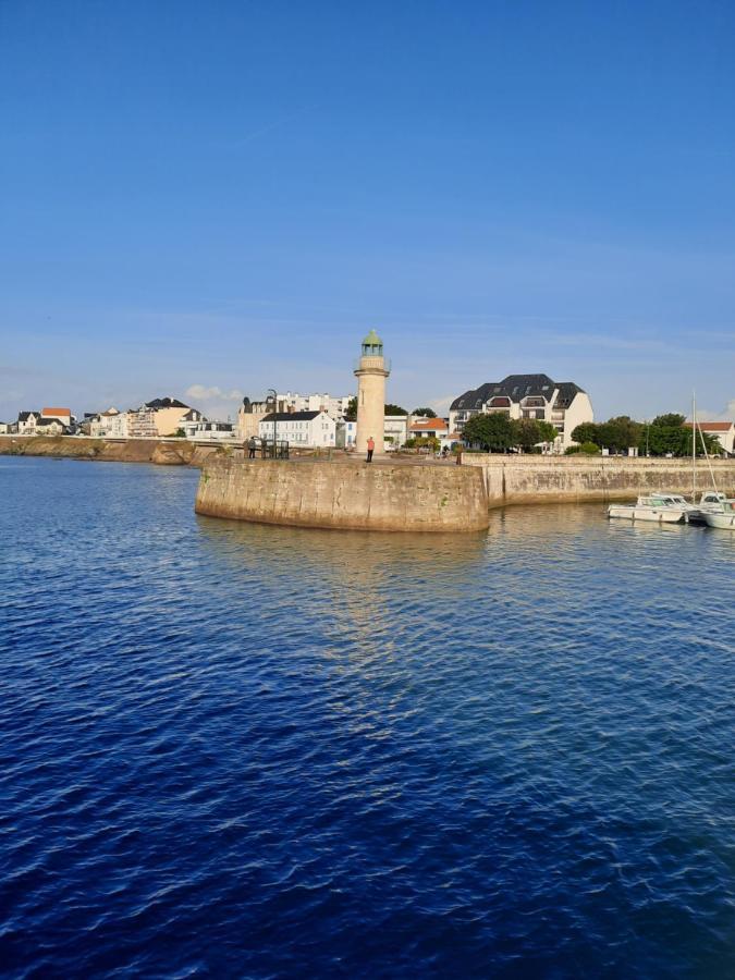 Residence Hotel De La Plage Saint-Gilles-Croix-de-Vie Exteriör bild